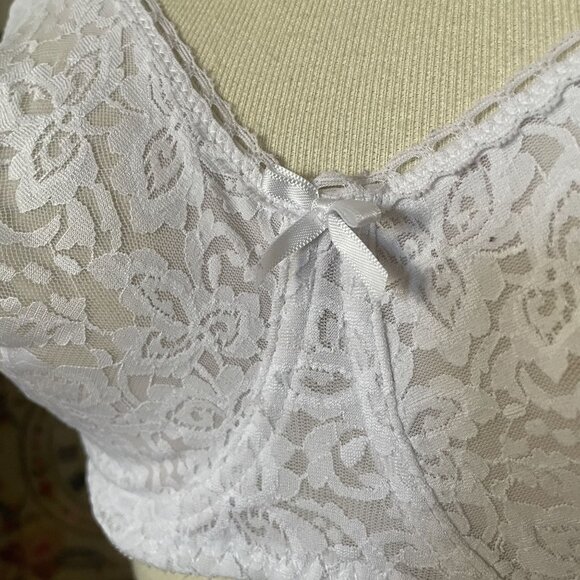 Bali Lace 'N Smooth Seamless Cup Underwire Bra Size 38C - Picture 2 of 5
